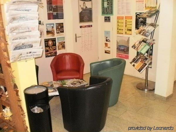 Becozy Self Check-In Pop-Up Hotel Basilea Interior foto